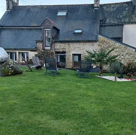 A vendre maison en pierre spacieuse