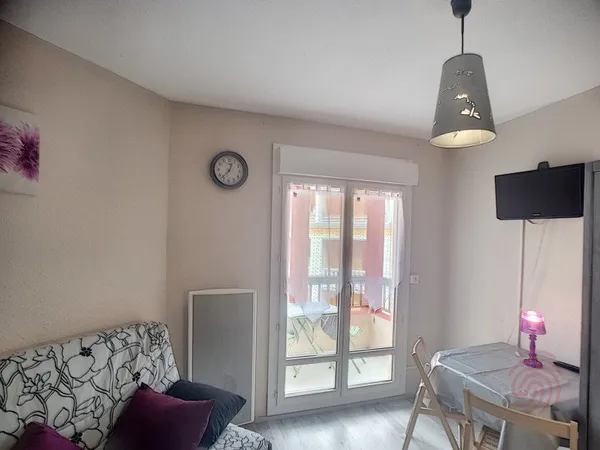 Studio 1 pièce 17 m²