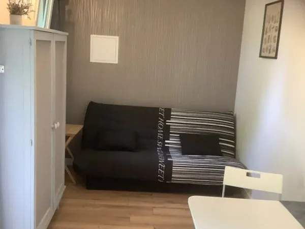 Studio plein pied indépendant , climatisation, wifi partage
