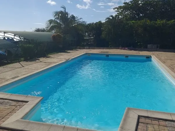 T2 rivière sens avec piscine