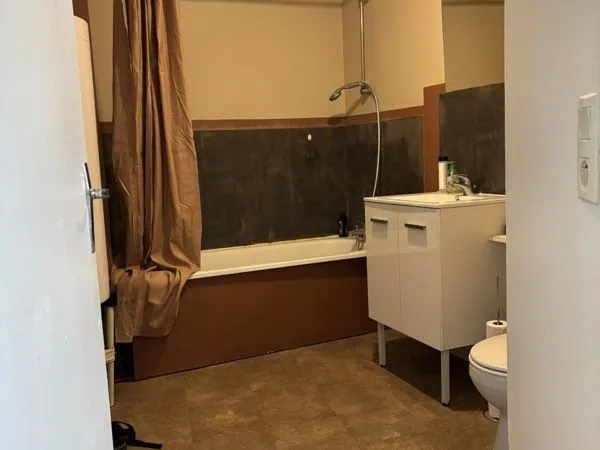 Appartement Location Nogent-le-Rotrou 1p 18m² 300€