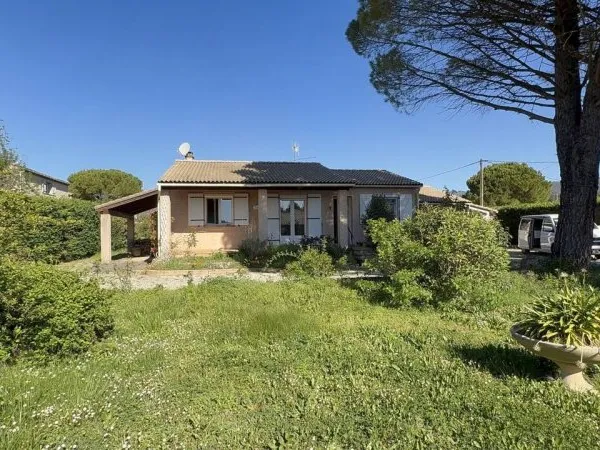 Villa F3 à vendre à Figanières (Var) – 399 900 € FAI – Terrain 1200 m² avec emplacement piscine idéa
