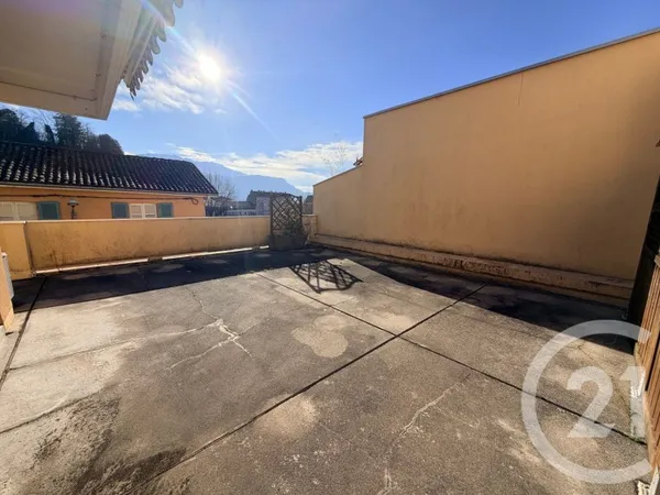 Appartement 4 pièces 96 m²