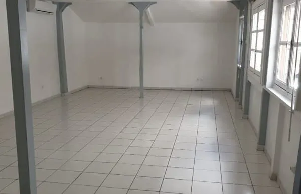 Bureaux Fort De France 52 m²
