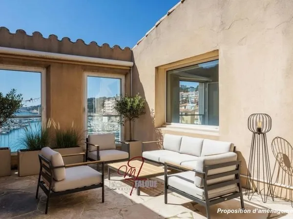 Apt penthouse sur le port de Cassis
