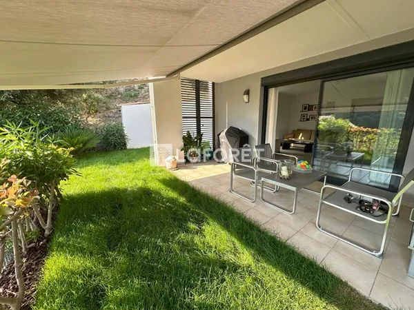 Appartement St Laurent Du Var 4 pièce(s) 96 m2