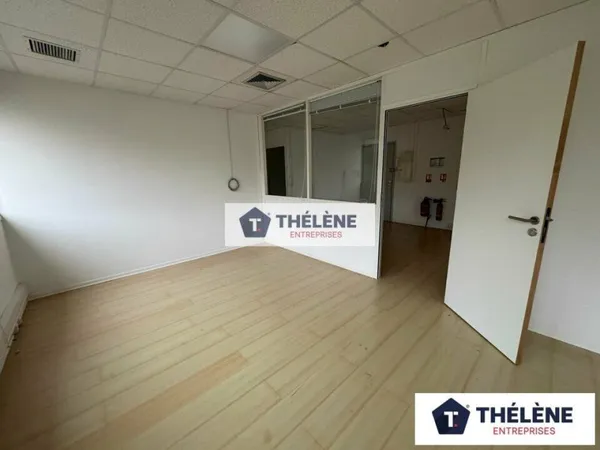 BUREAUX à LOUER
