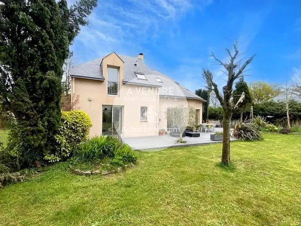 En impasse, maison de 177 m2 avec vie de plain-pied
