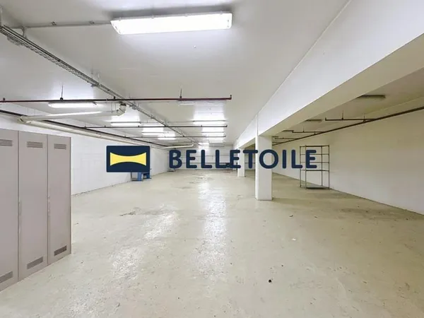 Surface de stockage à vendre - Créteil - 380m² - Proche mairie