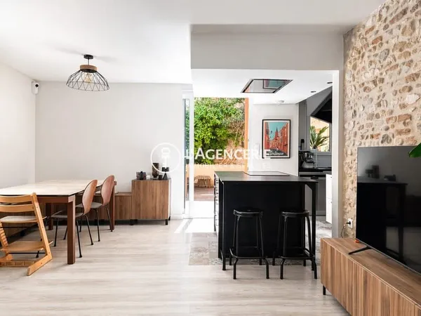 Superbe maison albigeoise rénovée de 195 m² habitables