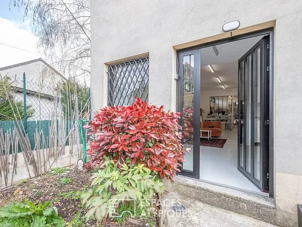 Local d'activité 3 pièces 72 m²