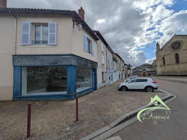 Local commercial 2 pièces 68 m²