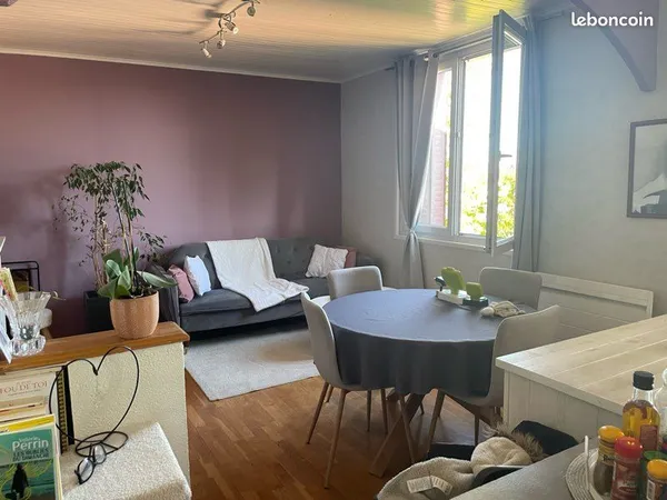 Bel appartement avec son jardin et son garage