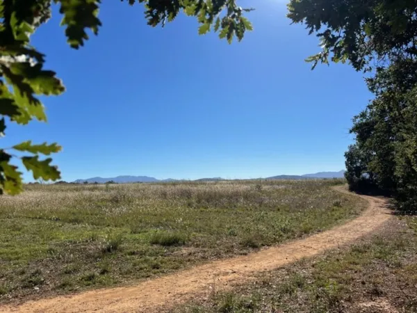 Terrain 289 m²