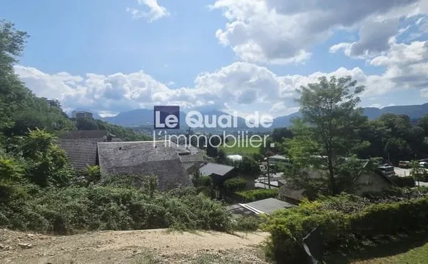 RARE À LA VENTE - Terrain Viabilisé 2 269 m² -La Cassine,