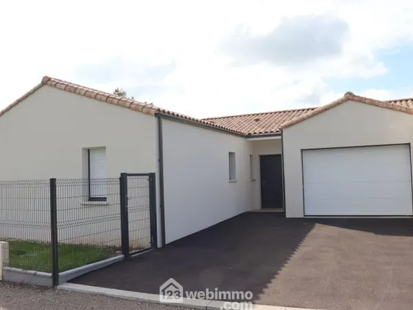 Maison - 111m² - Saint-Hilaire-la-Forêt