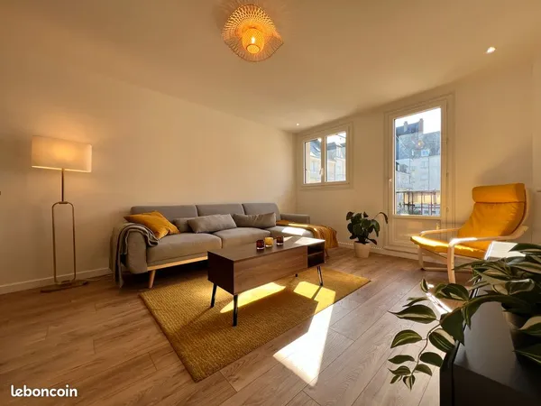 Colocation Fille Tours centre - Dispo Immediatement
