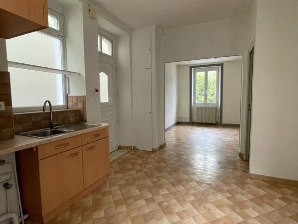 Maison de ville T3 non meublée 65m2