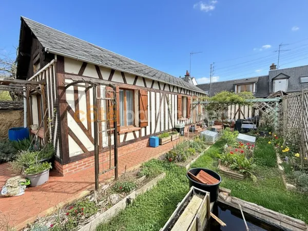 Maison de ville avec agréable jardin