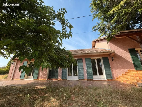 Maison de campagne exposée sud