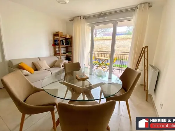 Appartement Lumineux RDC avec Balcon - Résidence Clos des Paons -Centre-ville de Luc-sur-Mer