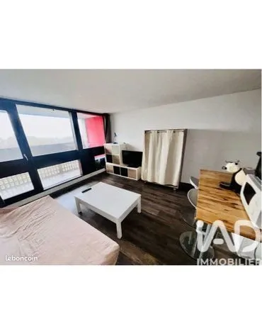 Loue studio meublé 21m2 Le Corbusier Luxembourg Metz Thionville