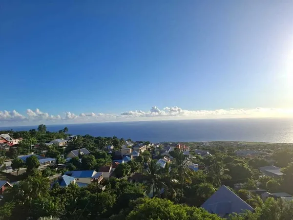 A VENDRE : MAISON T4 A PITON SAINT-LEU