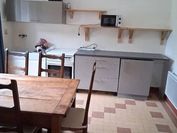 Maison Vente Manzat 4p 80m² 750€