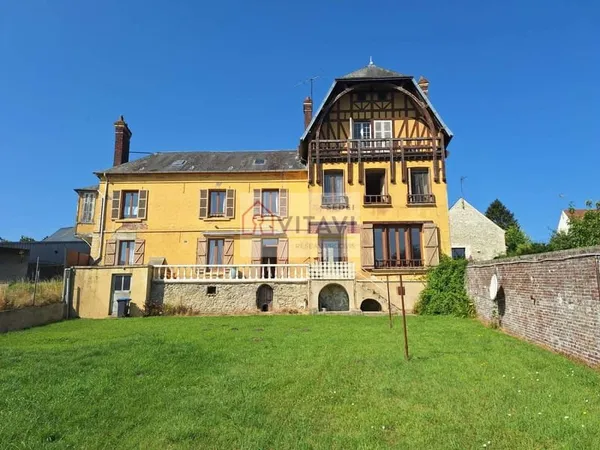 Maison 8 pièces 257 m²
