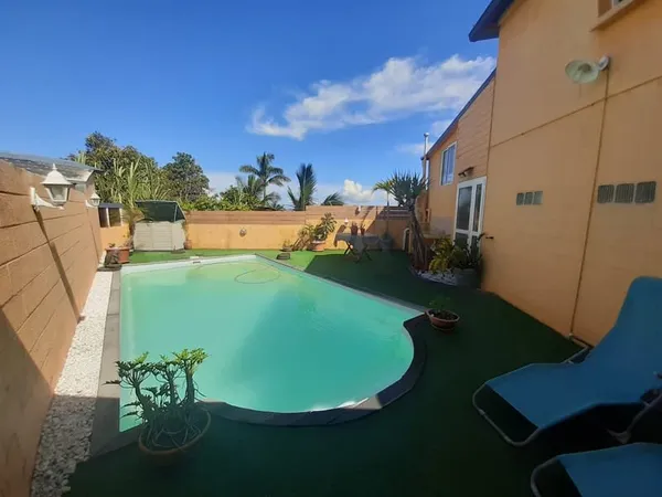 Ensemble immobilier villa 7 pièces + villa 3 pièces sur 1 50