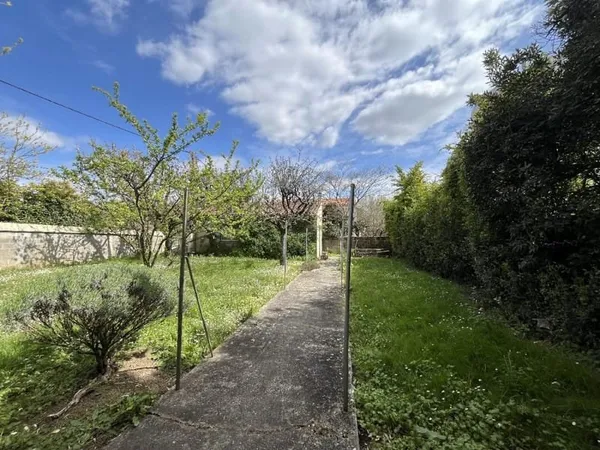 Terrain à bâtir Vente Cognac  600m² 34000€