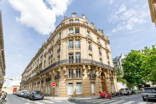 Appartement 6 pièces 193 m²