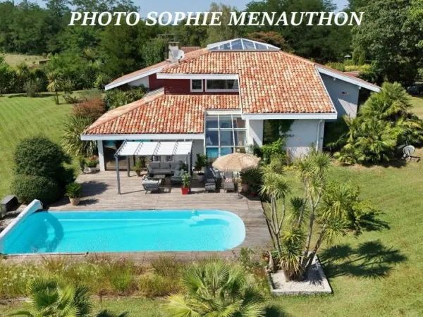 Villa d'architecte 9 pièces 240 m²