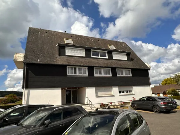 VENTE d'un appartement de 2 pièces (55 m²) à CAUDEBEC LES ELBEUF
