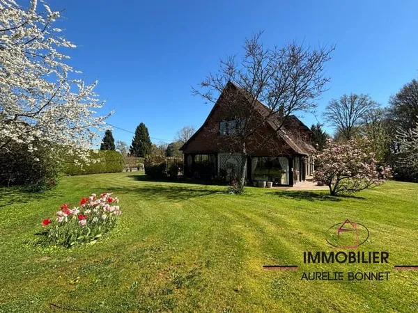 Confortable maison aux volumes genereux