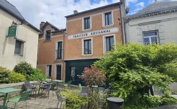 ️ À vendre : Murs commerciaux Hyper-centre de Bain-de-Bretagne (35)