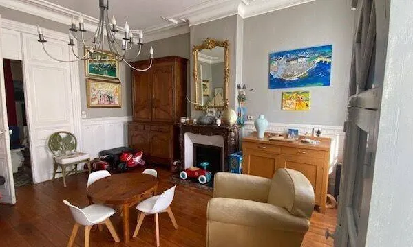 Maison 6 pièces 194 m²