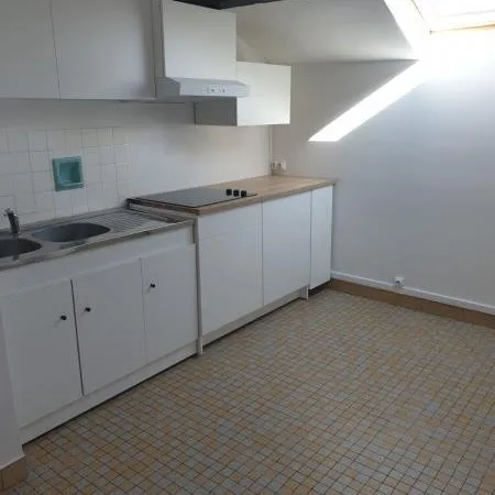 APPARTEMENT ST LEU LA FORET - 3 pièce(s) - 52 m2