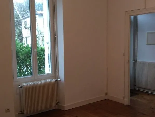 Maison 3 pièces à louer à Saintes