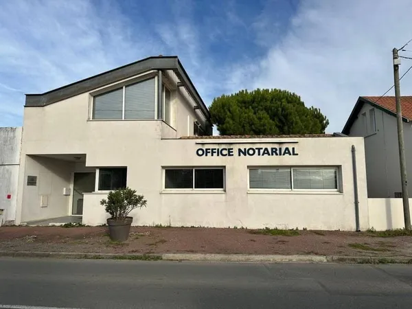 Maison 6 pièces 223 m²