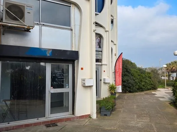 Murs local commercial a vendre