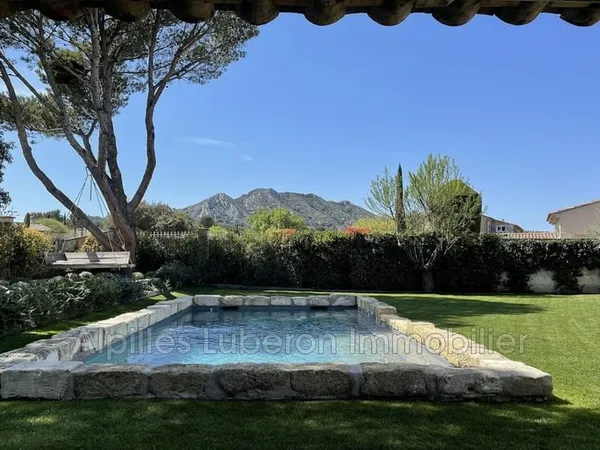 Maison 7 pièces 190 m²
