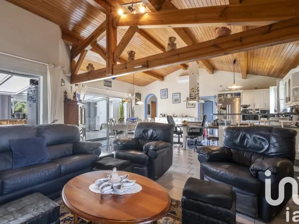 Maison 5 pièces 168 m²