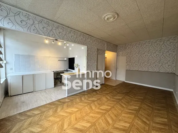 Immeuble de rapport à usage mixte 3 lots Avenue de Dunkerque