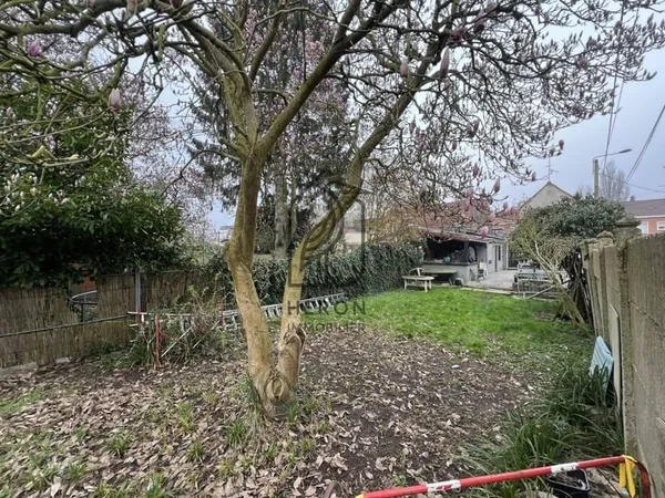 Immeuble de rapport 235 m²