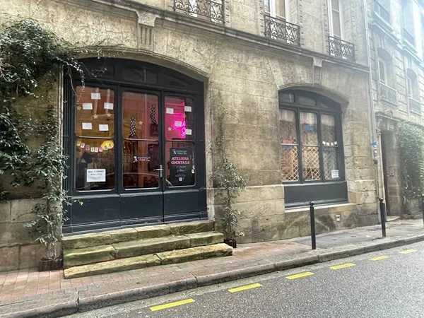 Local commercial Bordeaux
