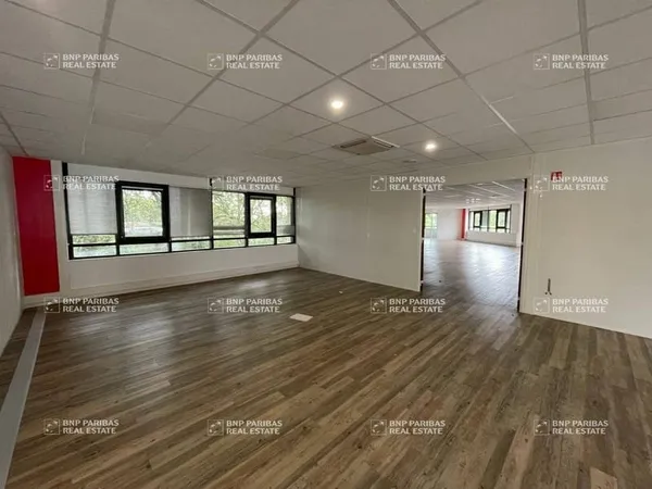 Bureaux 444 m²