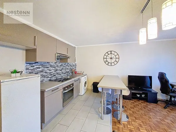 STUDIO MEUBLE RENOVE - IDEAL ETUDIANT - AVEC PARKING