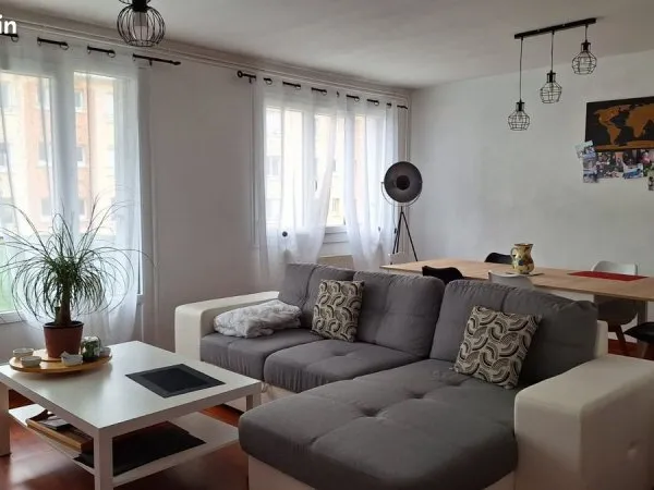 A vendre F3/F4 - 73m² + box