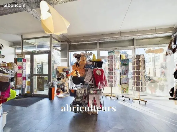 Fonds de commerce 108 m²
